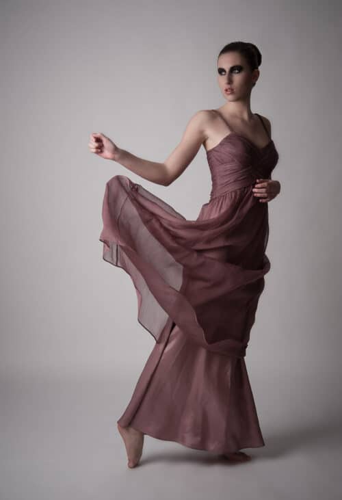 Frau mit Kleid fashion