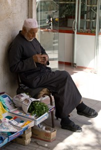 Mann auf Straße Iran