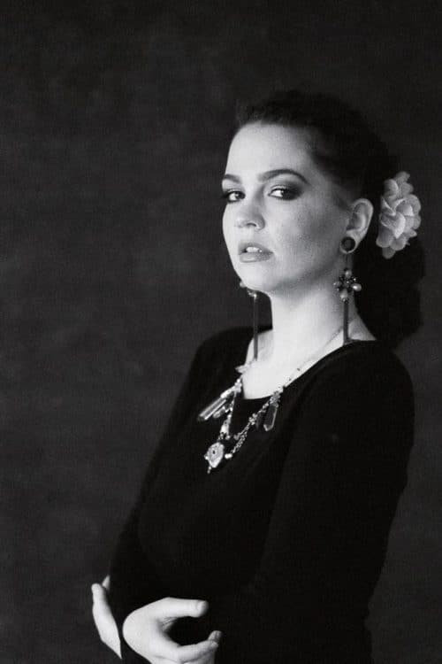 Analoge schwarz-weiss-Portrait-Fotografie im Fotostudio